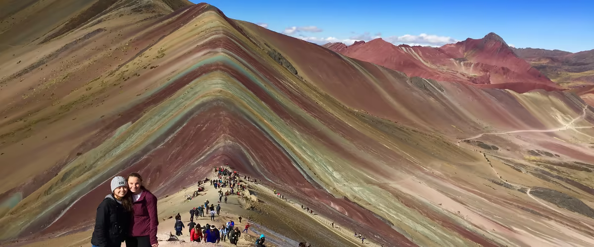 Vinicunca and two friends smiling